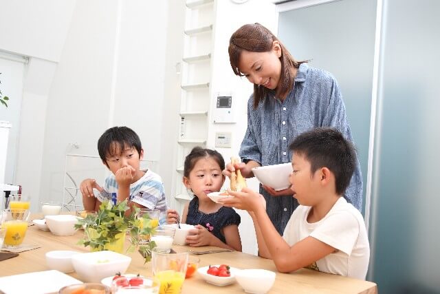 規則正しい食事